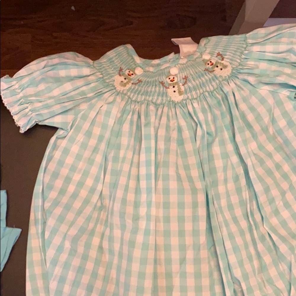 Girls smocked snowman dress